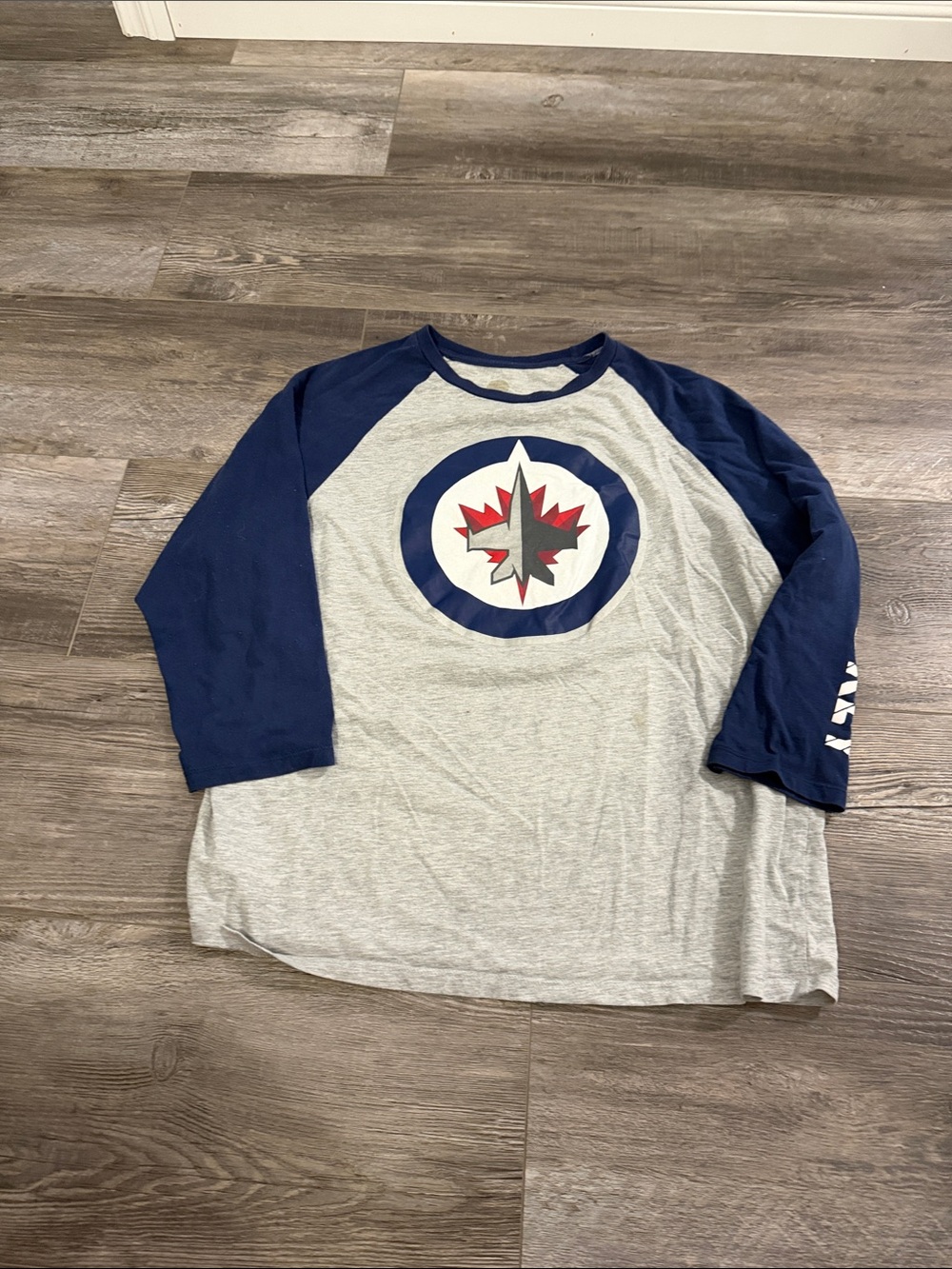 Winnipeg Jets Kids Grey & Navy Raglan Tee